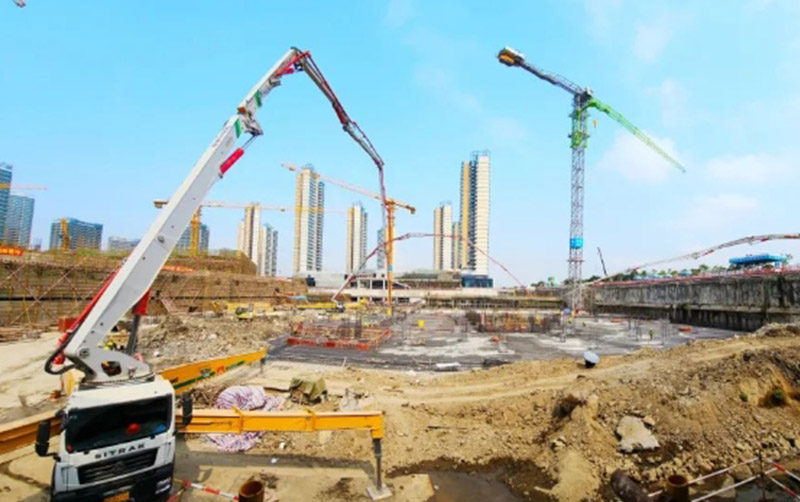 徐工泵車“團(tuán)建”珠海橫琴科學(xué)城！