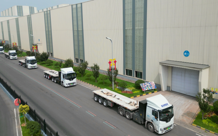 多次復(fù)購！百臺(tái)徐工新能源牽引車交付河北邯鄲