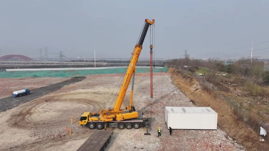 月出勤27天！徐工G2代XCT130G7-1省油又高效，18年吊裝機(jī)長都贊！