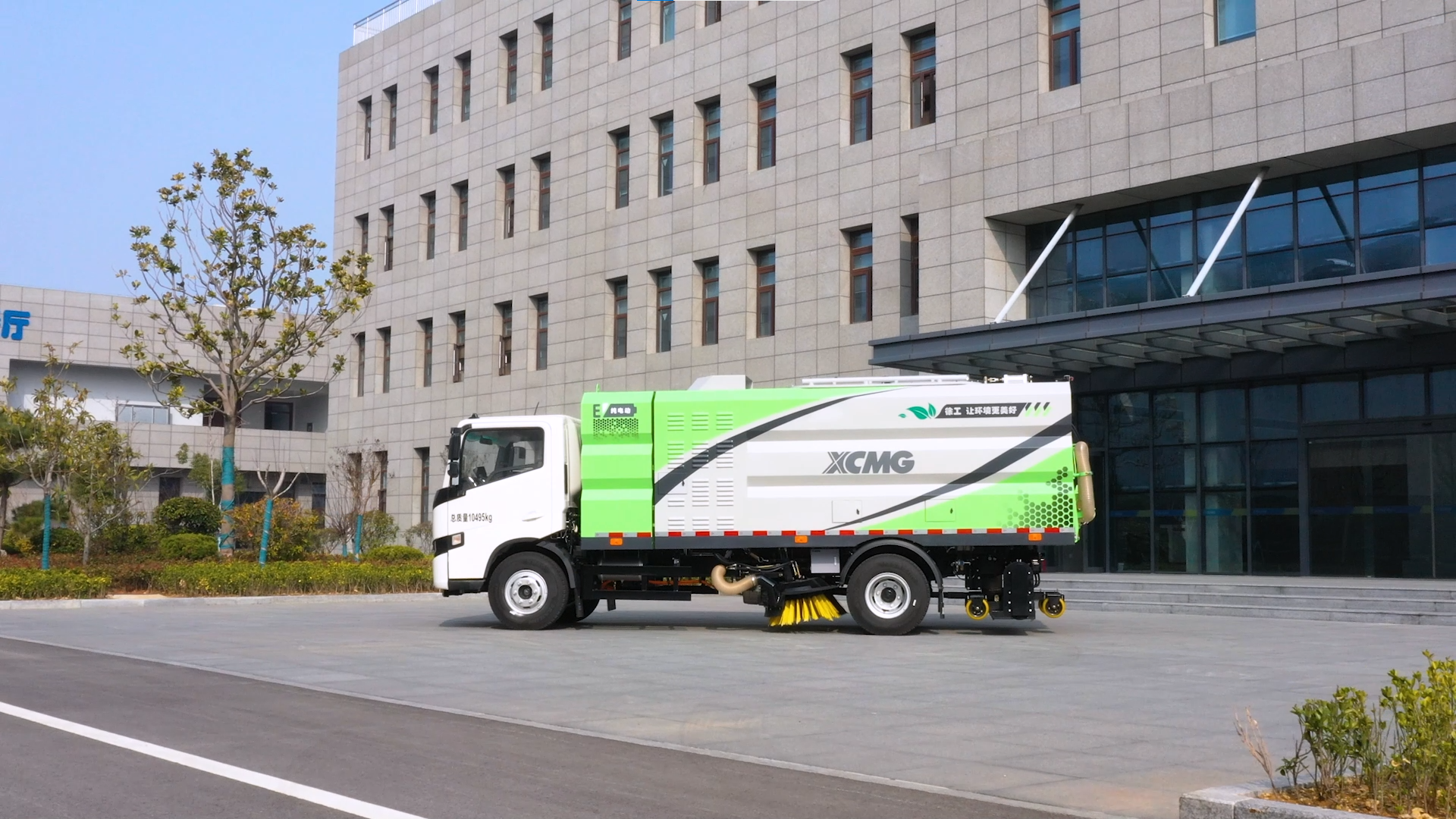 【新品搶先看】無懼灰塵挑戰(zhàn)，徐工干濕兩用吸塵車強(qiáng)勢(shì)來襲！