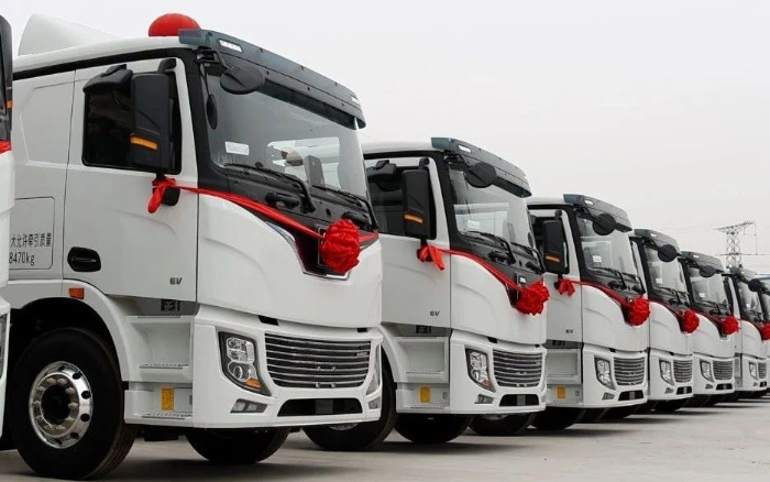 批量交付、千臺(tái)訂單！徐工新能源重卡“豫”見綠色未來