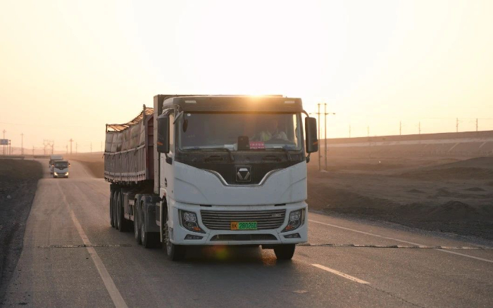 硬核動(dòng)能，徐工新能源重卡不懼每一條難走的路