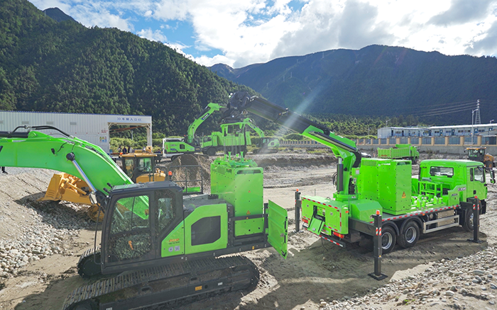 工程補(bǔ)能總卡殼？徐工移動(dòng)換電車讓設(shè)備8分鐘滿電復(fù)工