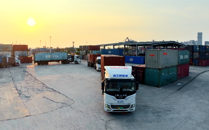 直擊三大痛點(diǎn)！徐工新能源重卡攜手客戶打造盈利生態(tài)