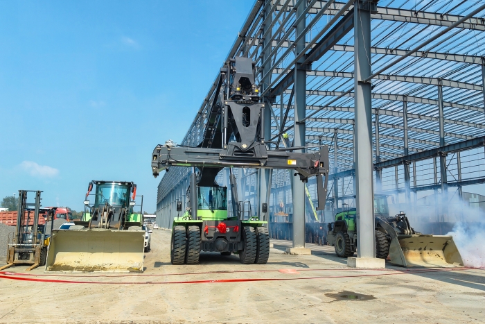 協(xié)同致勝，徐工“綠色艦隊(duì)”開啟多元物流新篇章