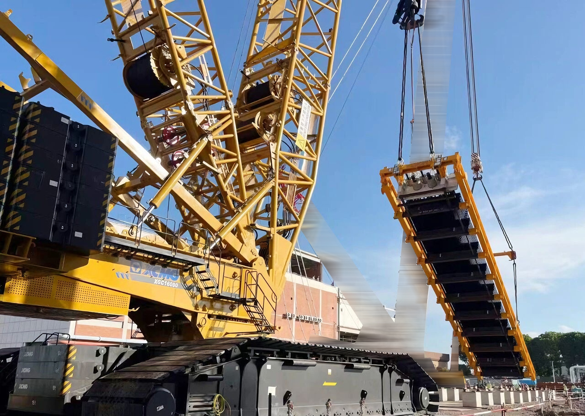 3300噸從從容容！XGC16000現(xiàn)身東南亞，完成海外高端市場嚴苛實測