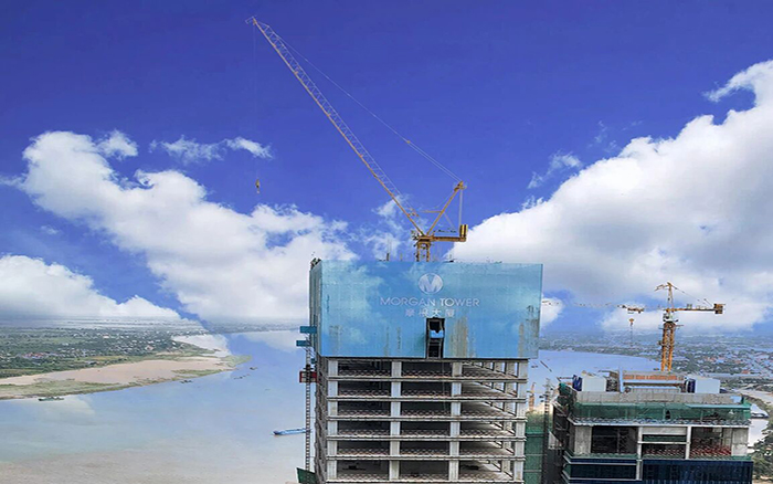 喜封金頂|徐工塔機(jī)助建柬埔寨金邊摩根大廈！