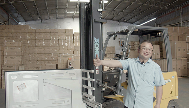 【客戶證言】“下一臺電動叉車，還選徐工鯤鵬！”