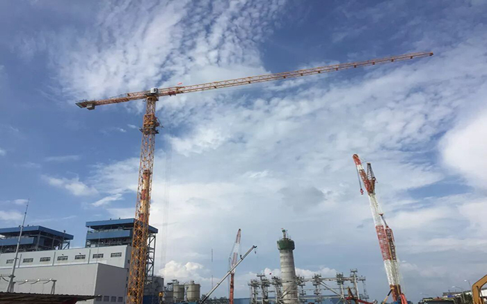 美麗的西哈努克港，有徐工金閃耀